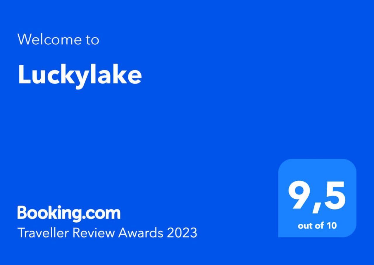 Luckylake Pella Esterno foto