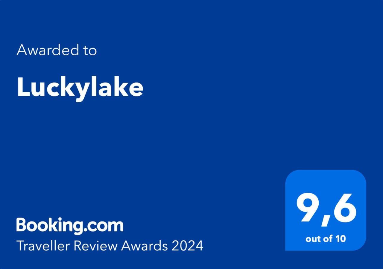 Luckylake Pella Esterno foto